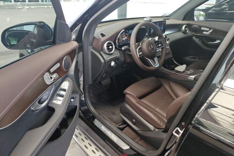 Used Mercedes-Benz GLC 2021 GLC 260 L 4MATIC Luxury Model Driver Seat