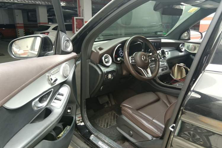 Used Mercedes-Benz GLC 2021 GLC 260 L 4MATIC Dynamic Edition Driver Seat