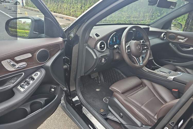 Used Mercedes-Benz GLC 2021 GLC 260 L 4MATIC Luxury Model Driver Seat