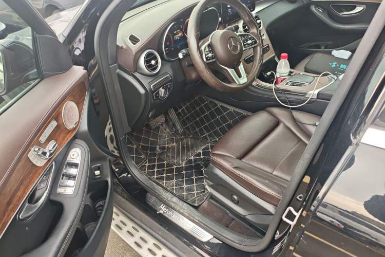 Used Mercedes-Benz GLC 2021 GLC 300 L 4MATIC Dynamic Model Driver Seat