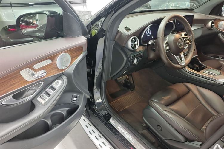 Used Mercedes-Benz GLC 2021 GLC 300 L 4MATIC Dynamic Model Driver Seat