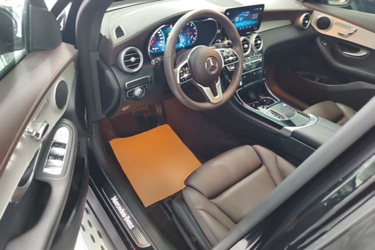 Used Mercedes-Benz GLC 2021 GLC 260 L 4MATIC Dynamic Edition Driver Seat
