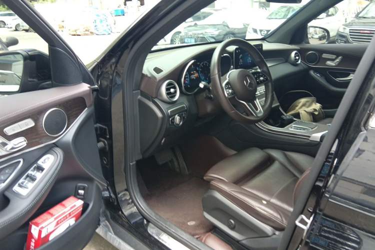 Used Mercedes-Benz GLC 2021 GLC 260 L 4MATIC Luxury Model Driver Seat