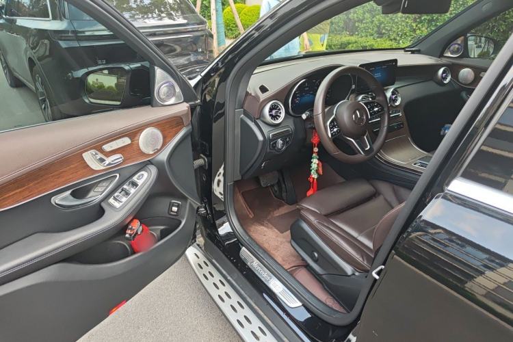 Used Mercedes-Benz GLC 2021 GLC 300 L 4MATIC Dynamic Model Driver Seat