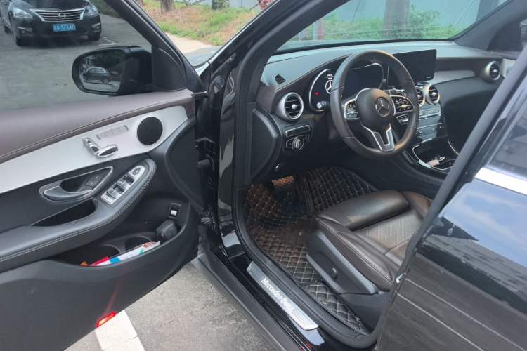 Used Mercedes-Benz GLC 2021 GLC 260 L 4MATIC Dynamic Edition Driver Seat