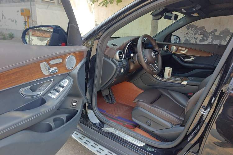 Used Mercedes-Benz GLC 2021 GLC 300 L 4MATIC Dynamic Model Driver Seat