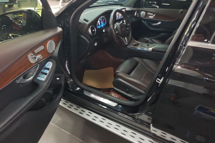 Used Mercedes-Benz GLC 2021 GLC 300 L 4MATIC Dynamic Model Driver Seat