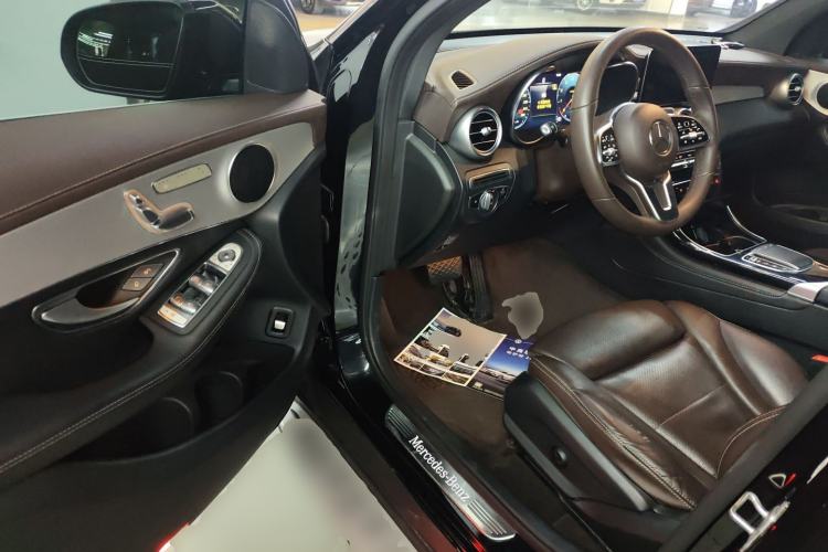 Used Mercedes-Benz GLC 2021 GLC 260 L 4MATIC Dynamic Edition Driver Seat