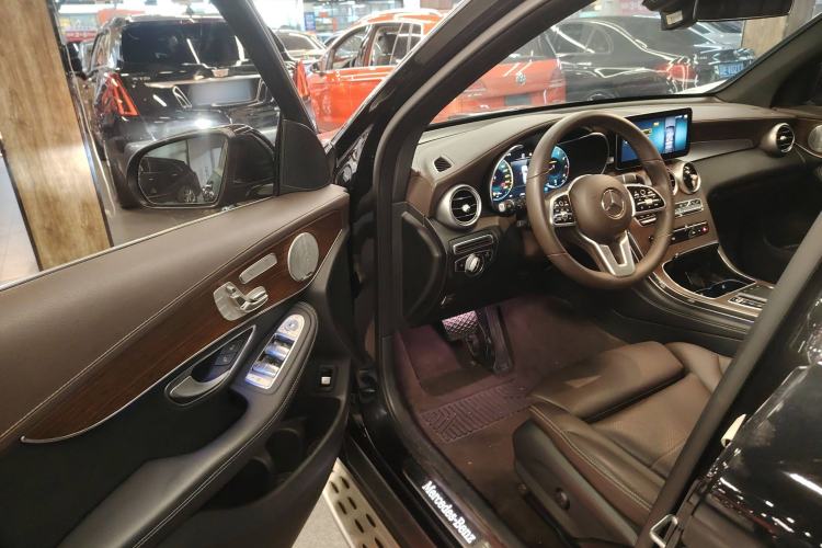 Used Mercedes-Benz GLC 2021 GLC 300 L 4MATIC Dynamic Model Driver Seat