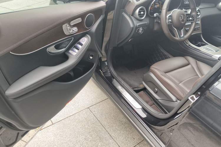 Used Mercedes-Benz GLC 2021 GLC 260 L 4MATIC Luxury Model Driver Seat