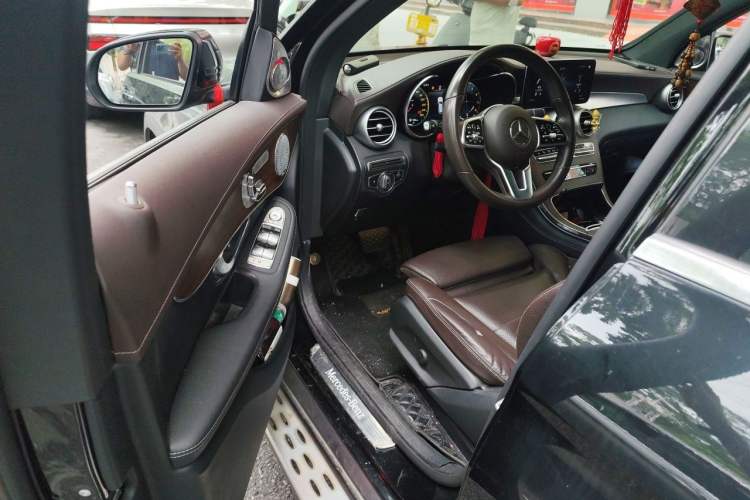 Used Mercedes-Benz GLC 2021 GLC 300 L 4MATIC Dynamic Model Driver Seat