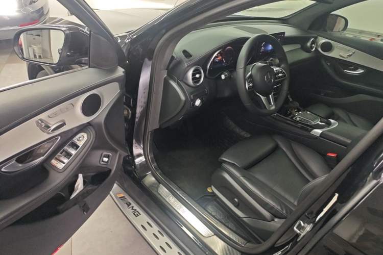 Used Mercedes-Benz GLC 2021 GLC 260 L 4MATIC Dynamic Edition Driver Seat