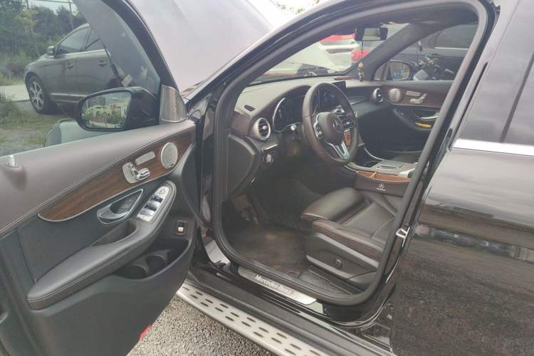 Used Mercedes-Benz GLC 2021 GLC 300 L 4MATIC Dynamic Model Driver Seat