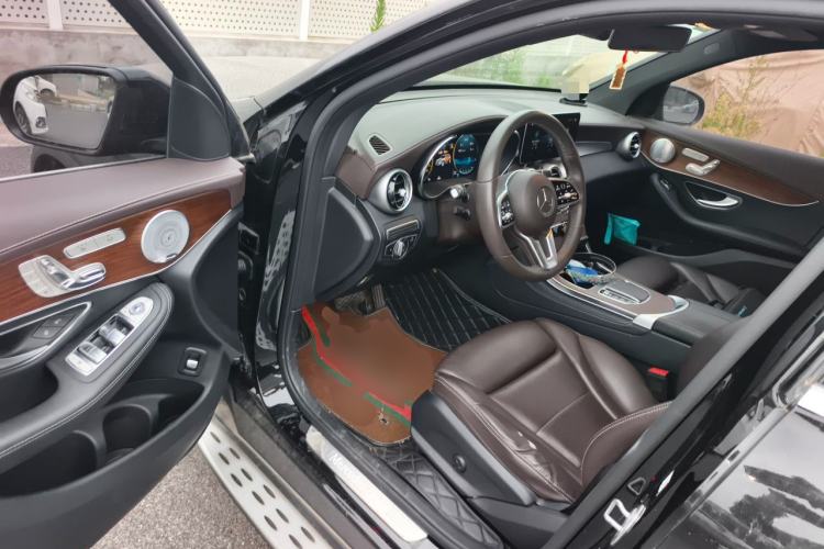 Used Mercedes-Benz GLC 2021 GLC 300 L 4MATIC Dynamic Model Driver Seat