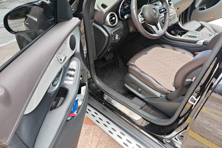 Used Mercedes-Benz GLC 2021 GLC 260 L 4MATIC Dynamic Edition Driver Seat