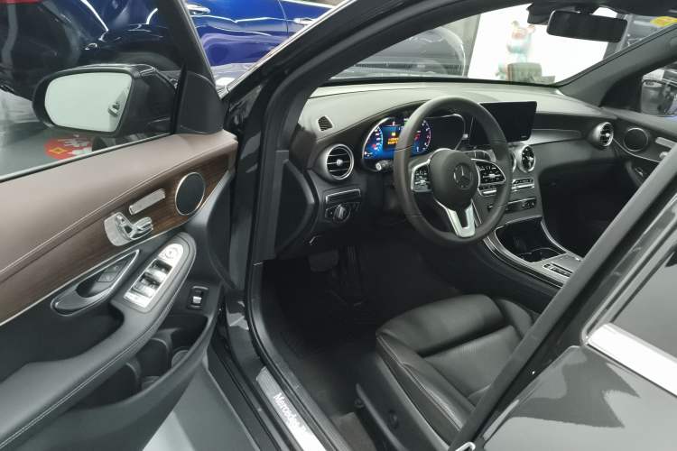 Used Mercedes-Benz GLC 2021 GLC 260 L 4MATIC Luxury Model Driver Seat