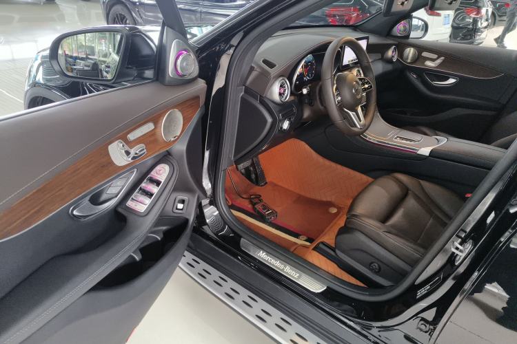 Used Mercedes-Benz GLC 2021 GLC 300 L 4MATIC Dynamic Model Driver Seat