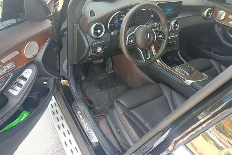 Used Mercedes-Benz GLC 2021 GLC 300 L 4MATIC Dynamic Model Driver Seat
