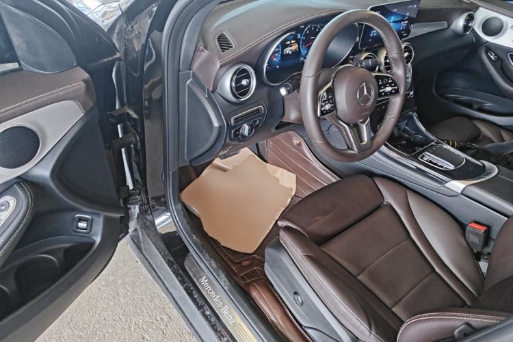 Used Mercedes-Benz GLC 2021 GLC 260 L 4MATIC Dynamic Edition Driver Seat