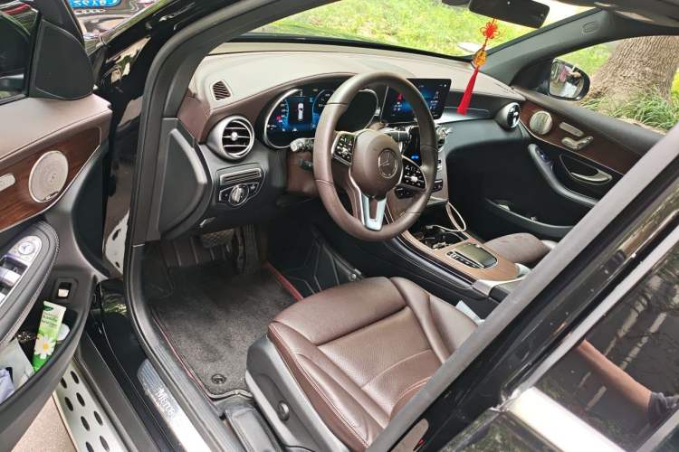 Used Mercedes-Benz GLC 2021 GLC 300 L 4MATIC Dynamic Model Driver Seat