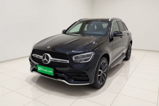 Ojetý Mercedes-Benz GLC 2021 GLC 300 L 4MATIC Dynamic Model