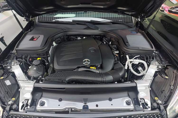 Used Mercedes-Benz GLC 2021 GLC 260 L 4MATIC Luxury Model Engine Bay
