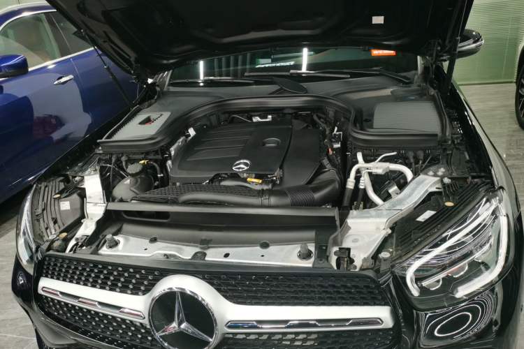 Used Mercedes-Benz GLC 2021 GLC 260 L 4MATIC Luxury Model Engine Bay