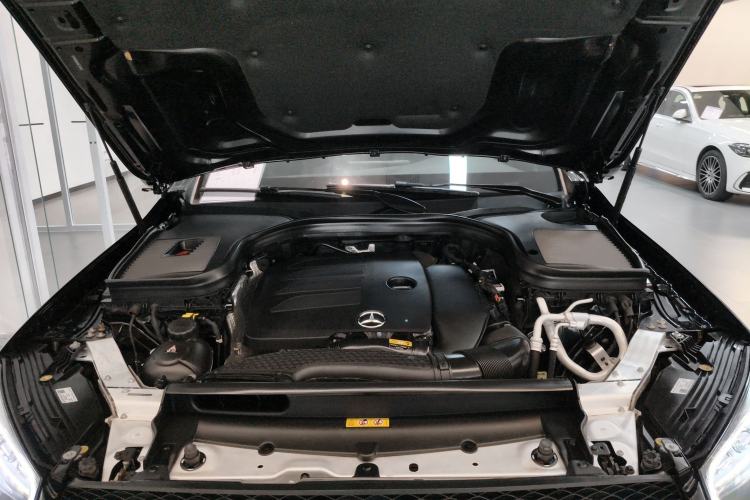 Used Mercedes-Benz GLC 2021 GLC 260 L 4MATIC Dynamic Edition Engine Bay