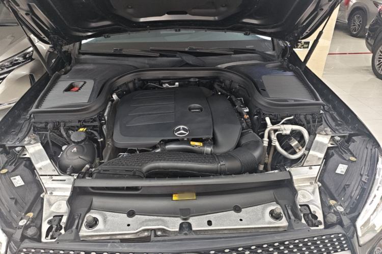 Used Mercedes-Benz GLC 2021 GLC 300 L 4MATIC Dynamic Model Engine Bay