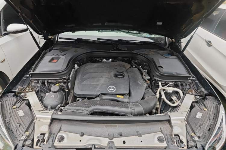 Used Mercedes-Benz GLC 2021 GLC 260 L 4MATIC Dynamic Edition Engine Bay