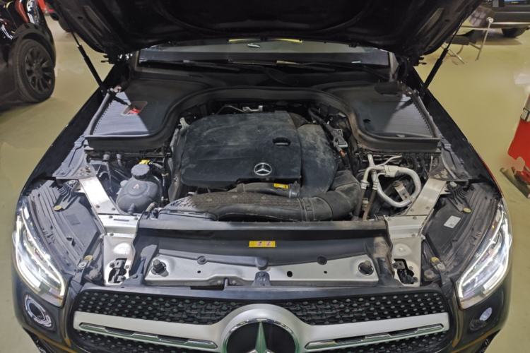 Used Mercedes-Benz GLC 2021 GLC 300 L 4MATIC Dynamic Model Engine Bay