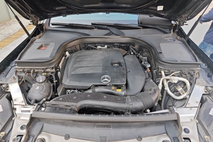 Used Mercedes-Benz GLC 2021 GLC 300 L 4MATIC Dynamic Model Engine Bay