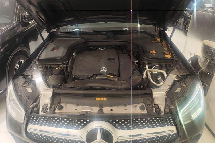 Used Mercedes-Benz GLC 2021 GLC 260 L 4MATIC Luxury Model Engine Bay