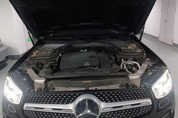 Used Mercedes-Benz GLC 2021 GLC 300 L 4MATIC Luxury Model Engine Bay