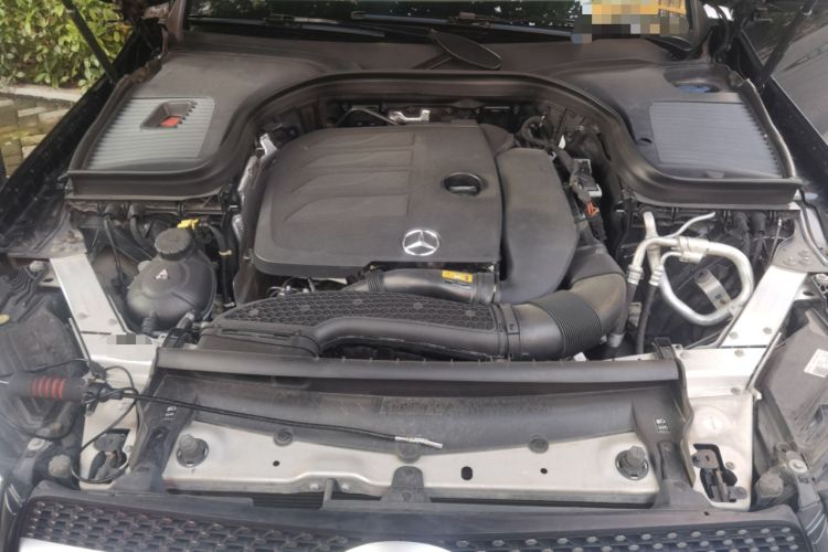 Used Mercedes-Benz GLC 2021 GLC 300 L 4MATIC Dynamic Model Engine Bay