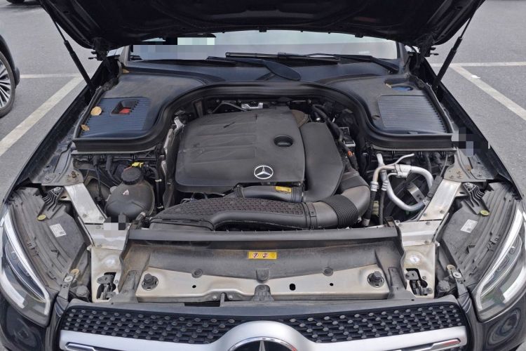 Used Mercedes-Benz GLC 2021 GLC 300 L 4MATIC Dynamic Model Engine Bay