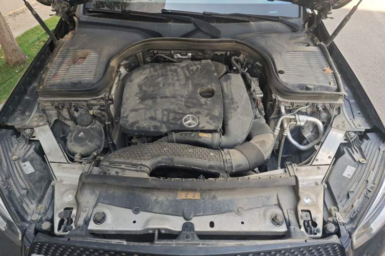 Used Mercedes-Benz GLC 2021 GLC 300 L 4MATIC Dynamic Model Engine Bay