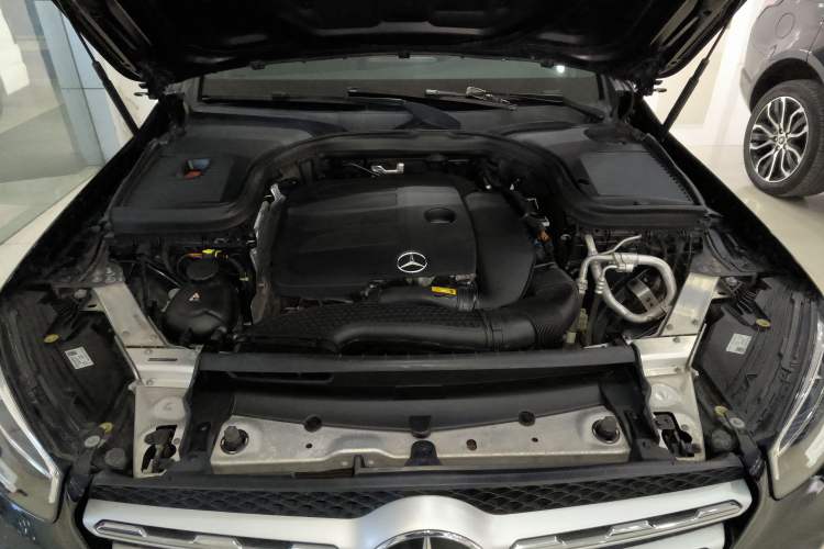 Used Mercedes-Benz GLC 2021 GLC 260 L 4MATIC Dynamic Edition Engine Bay