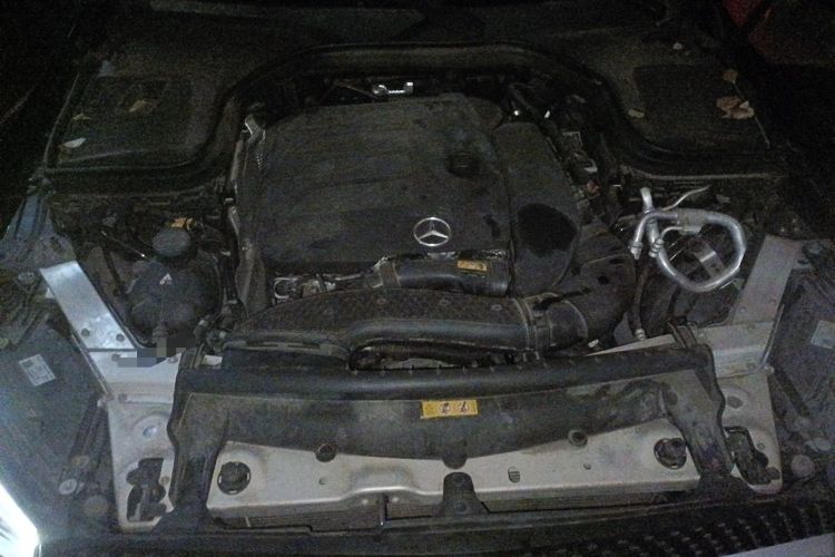 Used Mercedes-Benz GLC 2021 GLC 300 L 4MATIC Dynamic Model Engine Bay