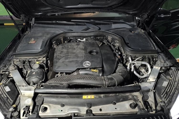 Used Mercedes-Benz GLC 2021 GLC 300 L 4MATIC Dynamic Model Engine Bay