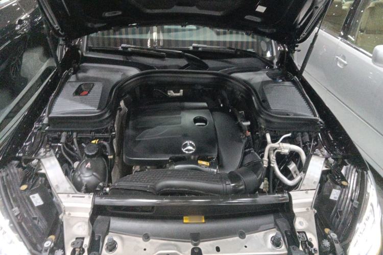 Used Mercedes-Benz GLC 2021 GLC 260 L 4MATIC Luxury Model Engine Bay