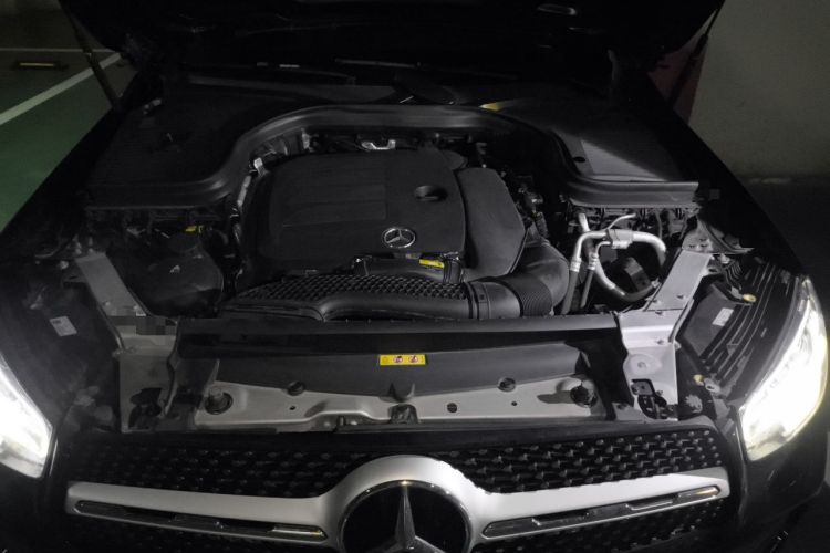 Used Mercedes-Benz GLC 2021 GLC 300 L 4MATIC Dynamic Model Engine Bay