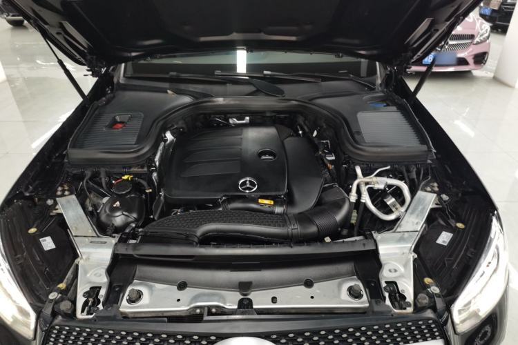 Used Mercedes-Benz GLC 2021 GLC 300 L 4MATIC Dynamic Model Engine Bay