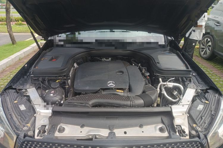 Used Mercedes-Benz GLC 2021 GLC 300 L 4MATIC Dynamic Model Engine Bay
