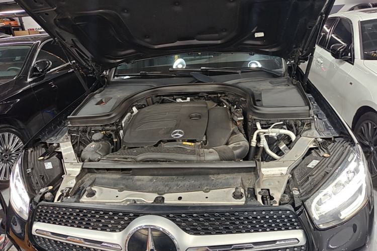 Used Mercedes-Benz GLC 2021 GLC 300 L 4MATIC Dynamic Model Engine Bay