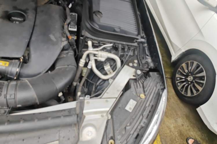 Used Mercedes-Benz GLC 2021 GLC 260 L 4MATIC Dynamic Edition Engine Bay Left