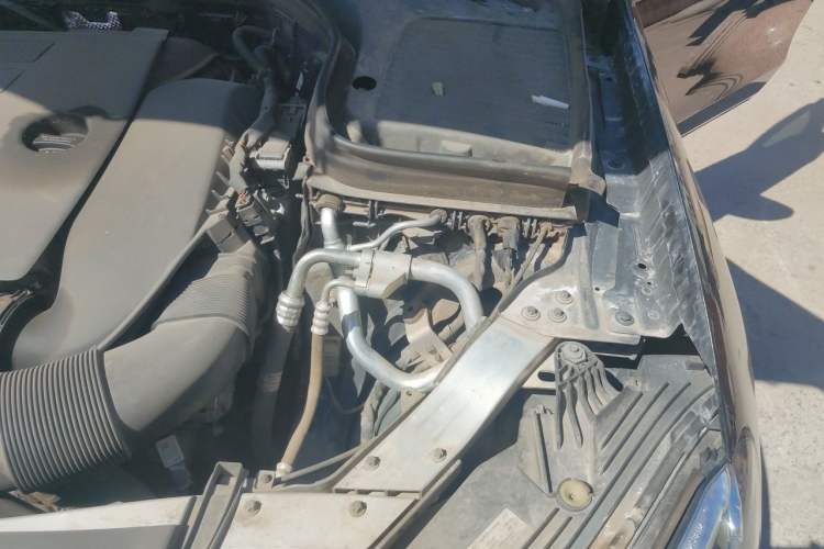 Used Mercedes-Benz GLC 2021 GLC 260 L 4MATIC Luxury Model Engine Bay Left