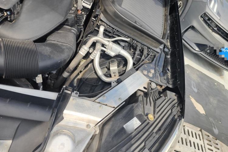 Used Mercedes-Benz GLC 2021 GLC 300 L 4MATIC Dynamic Model Engine Bay Left