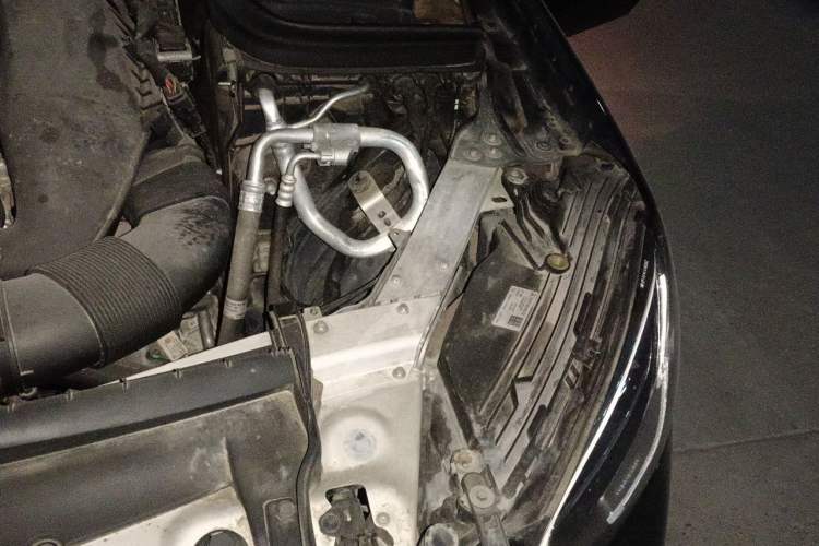 Used Mercedes-Benz GLC 2021 GLC 260 L 4MATIC Luxury Model Engine Bay Left
