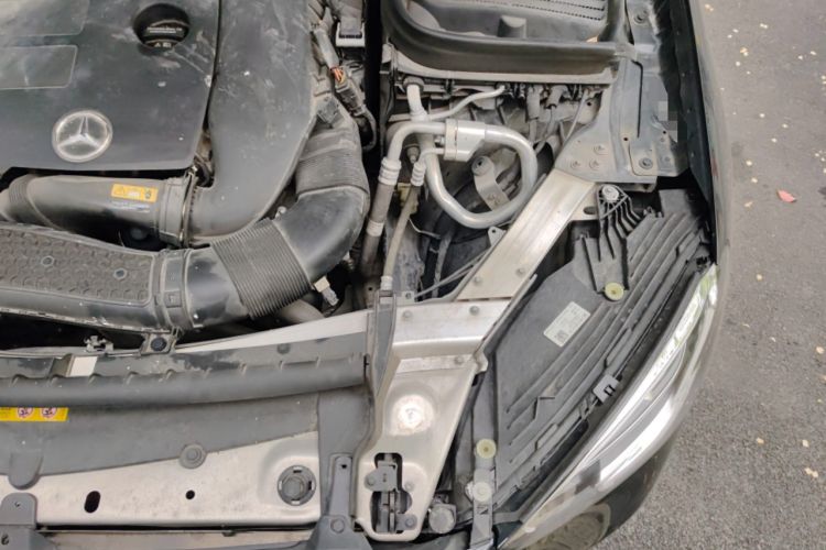 Used Mercedes-Benz GLC 2021 GLC 260 L 4MATIC Luxury Model Engine Bay Left